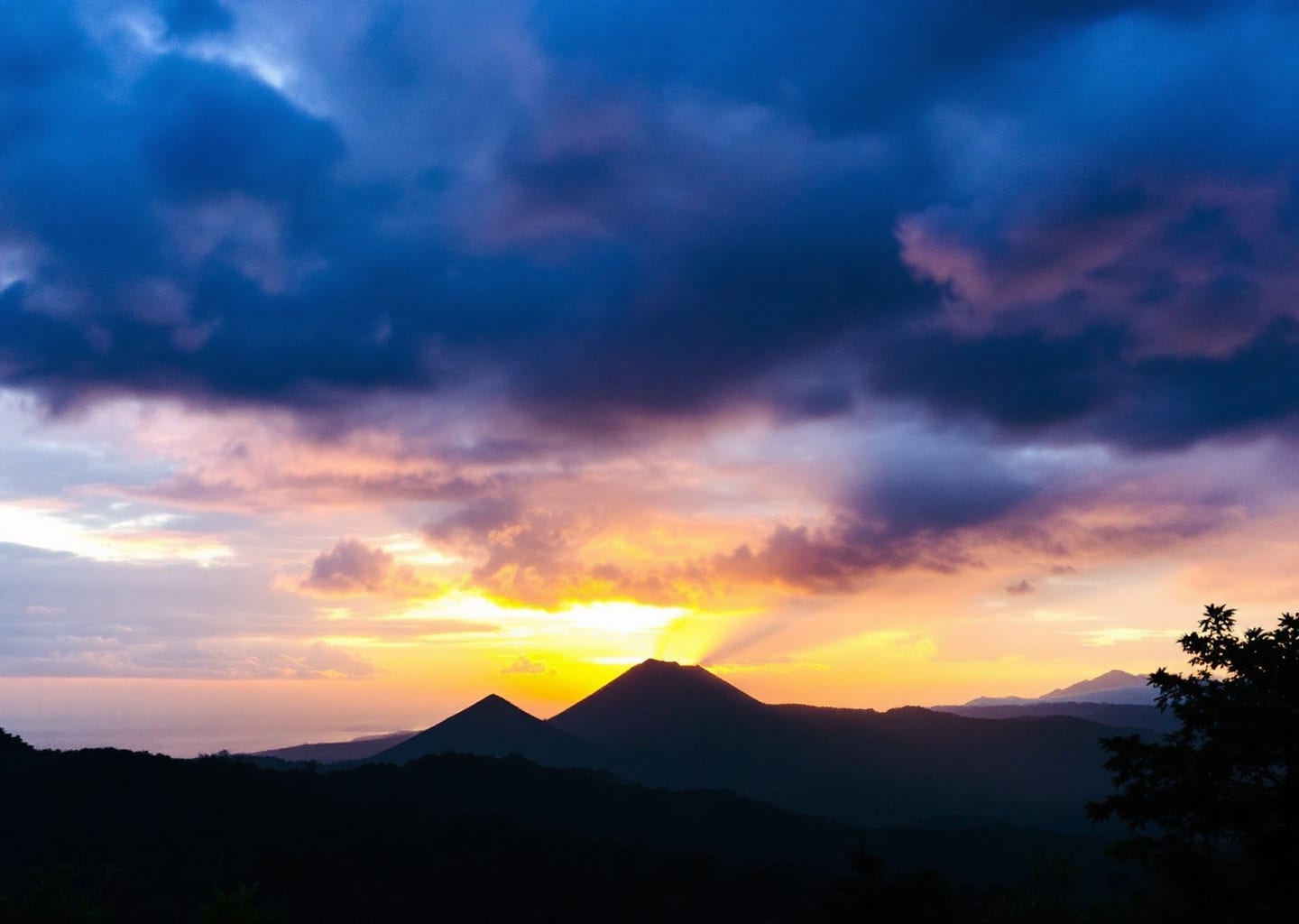 Costa Rica family volcano hike