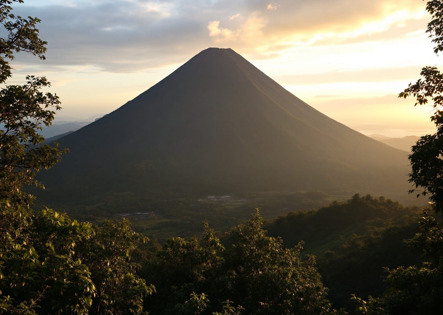 Arenal volcano zip line canopy tour