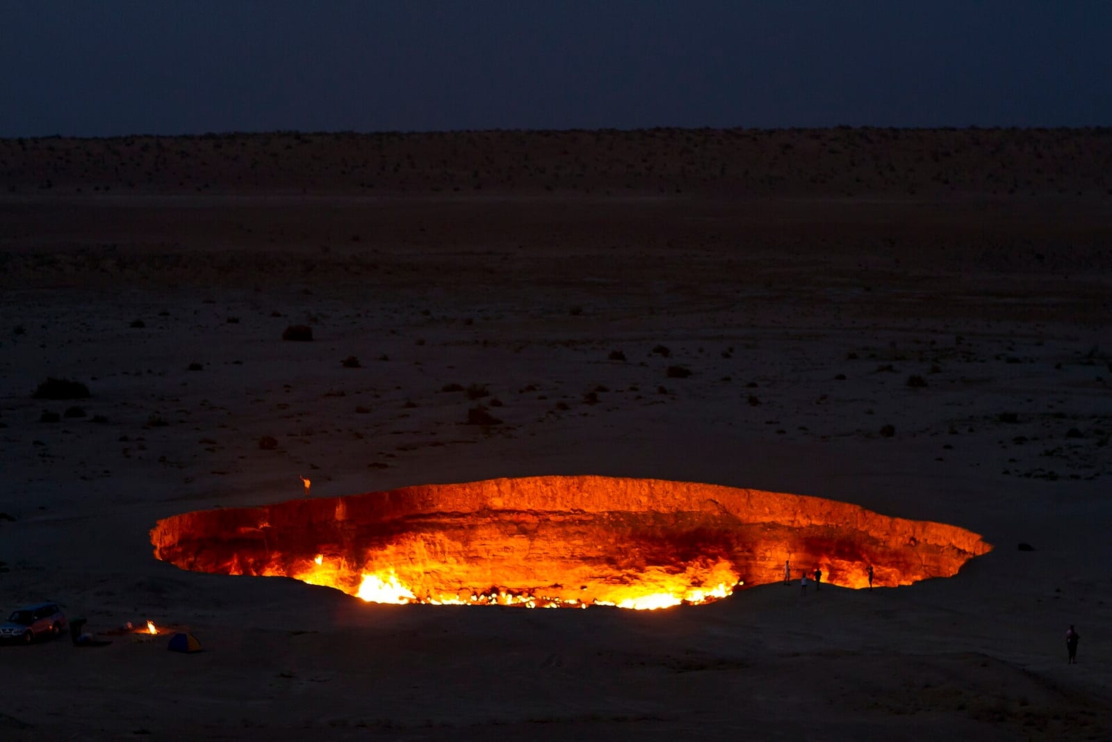 Darvaza gas crater night fire