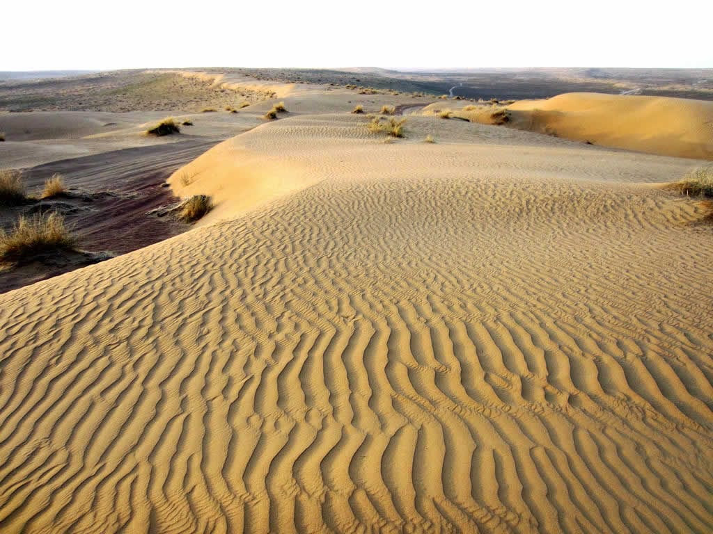 Karakum desert sand dunes sunset